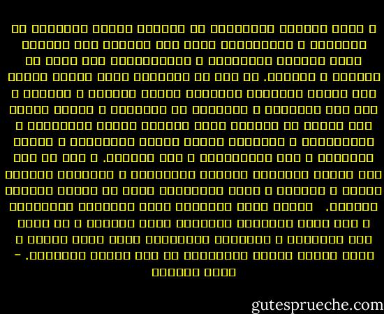 و أتيح لأتباع التابعين أن يسمعوا فتاوى المفتين من الصحابة و التابعين، فهيأ ذلك الفرصة لهم ليدلوا ببعض آرائهم اجتهاداً و استنباطاً، ولا سيما في القضاء و الفتوى. ثم كان من العوامل التي أعانت القوم على تكوين المذاهب الفقهية تدوين القرآن و السنة، و جمع فقه الصحابة و فتاواهم في الواقع، و تصنيف طائفة غير قليلة من العلوم التي تقوٍّي ملكات الاجتهاد و الاستنباط و القياس، كعلوم اللغة العربية، و تفسير القرآن، و أدب المناظرة، و علم الكلام. و زاد من ذلك كله تشجيع الخلفاء للحركة الفقهية، و عنايتهم بمجالس البحث و النظر، و رغبة الكثيرين منهم في الجدل العلمي الدقيق. <br /><br />نتيجة لتلك العوامل نشأت المذاهب الفقهية، و كان منها المذاهب الفردية التي انقرضت و لم يكتب لها البقاء، و المذاهب الجماعية التي كونت مدارس و وضعت مناهج للبحث التشريعي في ضوء مصادر التشريع. - صبحي الصالح