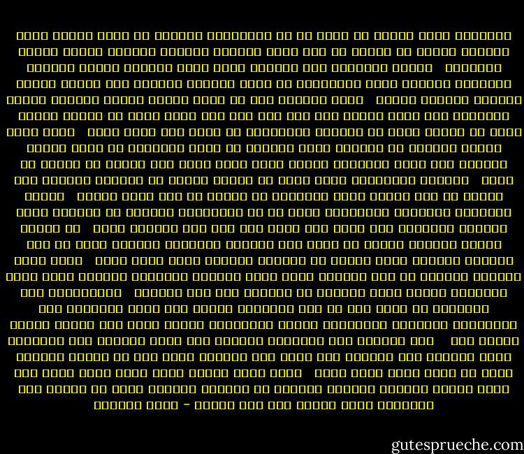 رباعيات<br />حيرة<br />طائفٌ قد طافَ بي في السَحَرِ<br />ساكباً في عدمٍ<br />يصخبُ كأسَ العمرِ<br />صِحتُ يا مولاي ما هذا الذي تفعلهُ<br />شَذَرَ المولى<br />فذابت مهجتي بالشذرِ<br /><br /><br />قُمتُ مذهولاً إلى إبريقِ خمري ثملا<br />عَلَني أطفئُ نيرانَ ارتباكي بالطلا<br />سكبَ الإبريقُ في كأسي فراغاً صامتاً<br />آهِ مولاي<br />فراغُ الكأسِ بالصمت امتلا<br /><br /><br />انقر الكأسَ إذا ما نضبت<br />واشرب رنينَ الكأسِ<br />واثمل بالرنين<br />كلُ كأسٍ خمرةً<br />حتى إذا كان بها ماء حزين<br />فإذا ما لائمٌ لامكَ فيها<br />قل صحيحٌ<br />إنما من يُسكِت الأوجاعُ في ليلٍ<br />بلا دنيا ودين<br /><br /><br />ثَمَ طيرٌ يرسلُ الشكوى<br />كم الصوتُ مرير<br />باكياً في قفصِ الغربةِ<br />لا يدري بماذا يستجير<br />إنه مثلي كَسِيرَ القلب<br />اشرب<br />ليسَ عدلٌ أنَ طيراً ذو جناحٍ<br />لا يطير<br /><br /><br />غَمَزَ الصاحونَ أَني ثملٌ<br />ما كذبوا<br />جئتني من لُبَةِ القلبِ<br />أنا مضطرب<br />لم أعد أبصرُ غيرَ تعدادكَ يا واحدُ<br />يا كلُ<br />لهذا أشربُ<br /><br /><br />تبتلي العاشقَ بالحزنِ وبالخمرِ كثير<br />زد من الاثنينِ<br />فالصحو من العشقِ خطير<br />جَثَمَ الحِملُ على ظهري ولم أجثو<br />وما زلت على الدربِ أسير<br /><br /><br />ما لبعضِ الناس يرميني بسكري في هواك<br />وهو سكرانٌ عماراتٍ يسميها رضاك<br />يا ابن جيبينِ حراماً<br />إنني أسكرُ<br />كي أحتملَ الدنيا التي فيها أراك<br /><br /><br />مَرَ ريقي بحروبِ الجهلِ من كلِ الجهات<br />أفلا تملأ إبريقي بساتينُ الفرات<br />قلقا أدعو شَتَاتَ الطير<br />لموا الشملَ<br />ما الموتُ سوا هذا الشتات<br /><br /><br />الثلاثونَ منَ الغربةِ قد ضاعت سدى<br />لم يعد للطائرِ الحرِ<br />سوا صمتِ جناحيهِ مدى<br />كسماواتِ الأغاني<br />امتلكتها أنكرُ الغربانِ صوتاً<br />ولقد أيُ حمارٍ يملكُ الجوِ غدا<br /><br /><br /><br />لِم تأخرتَ عنِ الموعدِ ساعاتٍ وقد كادَ النهار ؟؟؟<br />اعذريني<br />كانَ توقيتي على القمةِ<br />لَم أدرِ إلى الخلفِ تدار<br />كلُ ما قالوه معقولٌ<br />ولكن من يصدق ذرةً منهُ<br />حمار<br /><br /><br />سيدي تَمَ غنائي<br />إنما عتبٌ صغير<br />لِمَ لَم تجعل لبعضِ الناسِ أشكالَ الحمير ؟؟<br />فتريحَ الناسَ منهم<br />أم تُرَى أنَ المطايا<br />سوفَ تحتجُ على هذا المصي - مظفر النواب