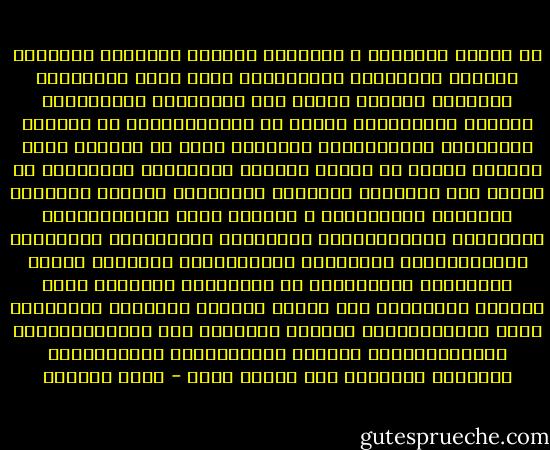 لا يجمعُ القلوبَ و الجهود، ويبعثُ الرجاءَ والأمل، ويُحيي العزائمَ والهِمَم، مثلُ عملٍ إيجابيٍّ بطوليٍّ شُجاعٍ بصيرٍ آنَ أوانُهُ، ونَضِجَتْ ظروفُه وبواعثُه، ووجدَ ما تَطَلَّبَهُ من الجهدِ الصادقِ، والتضحياتِ الكبار، وهذا ما رأيناه ورآه العالم كلُّه في ثورةِ شبابنا الفريدةِ العظيمةِ في سورية<br />ولا يفرِّقُ القلوبَ والجهود، ويميتُ الرجاءَ والأمل، والعزائمَ و الهمم، مثلُ التحرُّكاتِ الجاهلة، والأنانياتِ القاتلة، والنزاعات الصغيرة، والانتهازية الحقيرة، والاشتغالِ وشَغْلِ الناس بالصغائر والتفاهات عن الواجبات<br />فحافظوا أيها الإخوة السوريون على ثورةِ شبابكم وثورتكم العظيمة، وعلى تَطَوُّرِها البصير السليم، فهي فُرْصَتُكُمُ التاريخيَّةُ للحرية والكرامةِ، والمستقبلِ الكريمِ المأمول على كُلِّ صعيد - عصام العطار