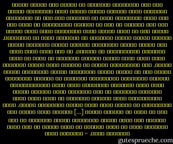 إذا كان المسلمون يعتقدون أن إسلام شخص مسيحي منفعة للإسلام فهذا اعتقاد واهم، وسببه شعور المسلمين بأنهم أقل قدرة وإمكانات وقوة في العالم، فهو نوع من التعويض، وفي مصر بالذات هو نوع من الشعور بالانتصار في واقع كله هزائم كأن لو أسلم مسيحي يبقى المسلمون بقوا أفضل وأحسن وكأنهم كسبوا معركة وأثبتوا أن الإسلام أفضل من المسيحية. هذه طبعًا مشاعر المسلمين محدودي الدخل ومحدودي العقل ومحدودي الانتصارات في الحياة. ثم وسط حالة فساد يرتع فيها الكل فهذه وسيلة للتطهر والتقرب من الله من وجهة نظرهم.<br />أما المسيحيون فيرون في تنصُّر مسلم معجزة نورانية تنتقم لهم من غطرسة وغرور المسلمين الذين يتعاملون كأنهم الأفضل والأعظم، وانتصارًا للأقلية في مواجهة الأغلبية التي تعذب النصارى بالتجاهل سواء بصوت الميكروفونات بالأذان والصلاة في أذن المسيحي وخطب الجمعة ودروس التليفزيون التي تُكفّر النصارى كل يوم، فلما ينجح المسيحيون في تنصير مسلم يبقى عيدًا وإعلانًا للنصر. وهذا كله لا تراه في أوروبا مثلًا [...] لماذا؟ لأنه مجتمع غير مهزوم، ولا يتخذ الدين والعقيدة بابًا للتعويض عن وضع اقتصادي مهبب أو حرية مخنوقة أو فراغ سياسي أو قلة قيمة وانعدام حيلة. - إبراهيم عيسى