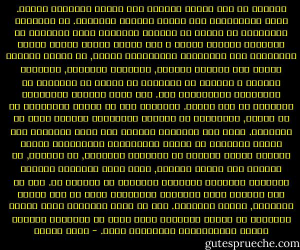 كثيراً ما أدت بلورة جماعات إلى تفتيت مجتمعات قائمة. وهذا الاستنتاج ليس مثالا داحضاً للنظرية. هل ايرلندا الشمالية أو لبنان أو العراق مجتمعات يجري توحيدها ام تفتيتها بواسطة الدين ؟ وهل وظيفة الدين إعادة إنتاج لجماعيّة هذه الكيانات باعتبارها قومية, أي جماعة متخيلة تستند إلى مقومات ثقافية, وتواريخ مناطقية, وطموحات سياسية ؟<br />الواقع أن الطائفة لا الوطن أو القومية هي الجماعية المتخيّلة هنا. وهي تشمل ممارسة الانتماء الطائفي من دون تديّن. والهوية هنا هي البعد الجماعيّ في اي مجتمع, والمقصود هو الرابط الوشائجي عضوياً أكان أم متخيلاً.<br />وإذا كان المجتمع الوطني غير قادر بأدواته على إنتاج القومية او الامة المواطنية باعتبارها جماعة متخيلة جامعة تتبارى مع الجماعة الدينية, أو تخضعها, أو تجبرها على العيش بكنفها, فسوف يكون الإنتاج الديني للجماعة الدينية مفتِتاً للمجتمع لا موحداً له. إنه في هذه الحالة موحد للجماعة باعتباره مادة في خلق جماعة متخيّلة, ومفتت للمجتمع. وهو في حالة الحداثة ينتج جماعة متخيّلة ضد جماعة متخيّلة أخرى لأنه في الحداثة يستخدم الدين أيديولجياً باعتباره هوية. - عزمي بشارة