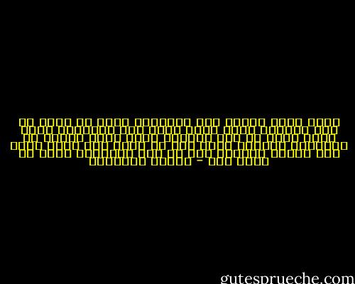 فلان اللى مطلعش جوا البرامج<br />وكان بس صوته فى قلب الهتاف<br />فلاح اللى روًح اكل واستحمى<br />فلان اللى ضايع فى وسط الألاف<br />فلان اللى غرقلى خل الكوفيه<br />وشالنى ساعة لما جت طلقه فيا<br />فلان اللى مات يومها تلزمله ديه<br />من ابن الفلانى اللى كل لحمه حاف - مصطفى ابراهيم