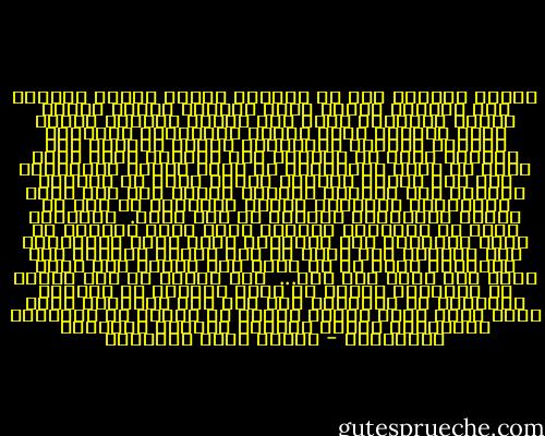 وللحب العجيب جنس من النساء عجيب، خُلقن جواسيس على القلوب يدخلن فيها ويخرجن منها، وقلما تجسدت الواحدة منهن إلا لتفضح للدنيا أسرار روحِ عظيمة، وهذا الجنس تُهيّئهُ الطبيعة تَهيئة المادة السحرية، وتولد المرأة منه مرتين، فإذا هي انحدرت إلى الدنيا طفلة جعلت تأخذ في دمها الجذَّاب من شعاع الشمس يتوهَّج، ومن نور القمر يتندى، وذهبت تنمو في ظاهرها نموّاً وفي باطنها نموّاً غيره، حتى إذا بلغت مَبلغَها وانبعثت مِلءَ شبابها، آن لها أن تُولد الثانية، فوُلدت في قلب رجلّ.<br /><br />والعجيب أنها في الولادة الأولى يكون أولُ وجودها هو أولَ وجودها، أما الثانية فذلك أولُ فنَائها، لأن المرأة متى حلتْ من قلب الرجل محلاً، جعل يُفنيها معنى في كل معنى حتى تفرغ، فلا يبقى منها إلا ذكرى زمن مضى...<br /><br />وكل امرأة من هذا الجنس هي مُعجزةٌ عقلية ما دامت مخبوءة في الشعاع السماوي من جمالها، وما دام هذا الشعاعُ يفعل فعله الذي عرفه الناس أوضحَ ما عرفوه في أديانهم وعقائدهم وفيما أنزلوه منزلةَ الأديان والعقائد - مصطفى صادق الرافعي